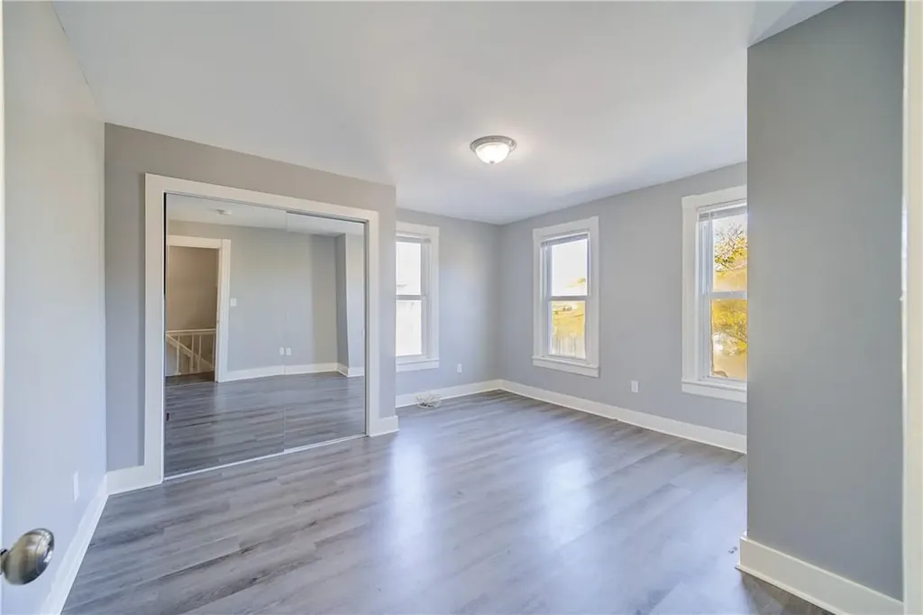 28 1/2 #28 Myrtle Avenue Middletown NY 10940