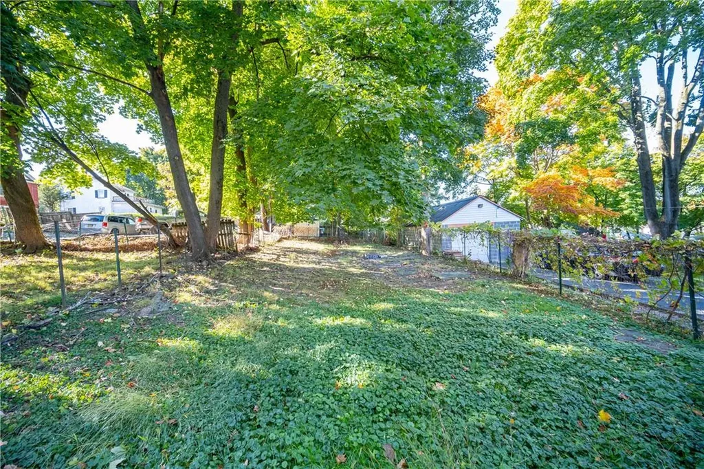 28 1/2 #28 Myrtle Avenue Middletown NY 10940