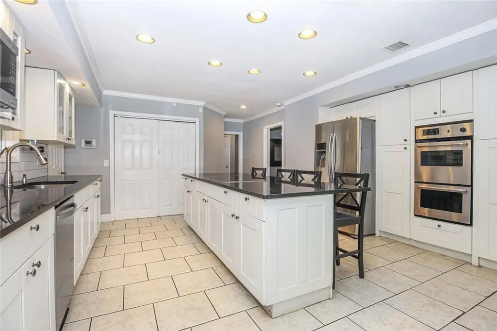 25 High Point Lane Scarsdale NY 10583