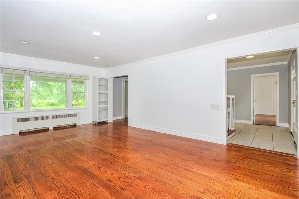 25 High Point Lane Scarsdale NY 10583