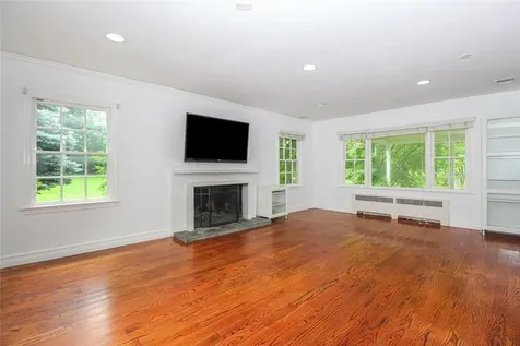25 High Point Lane Scarsdale NY 10583