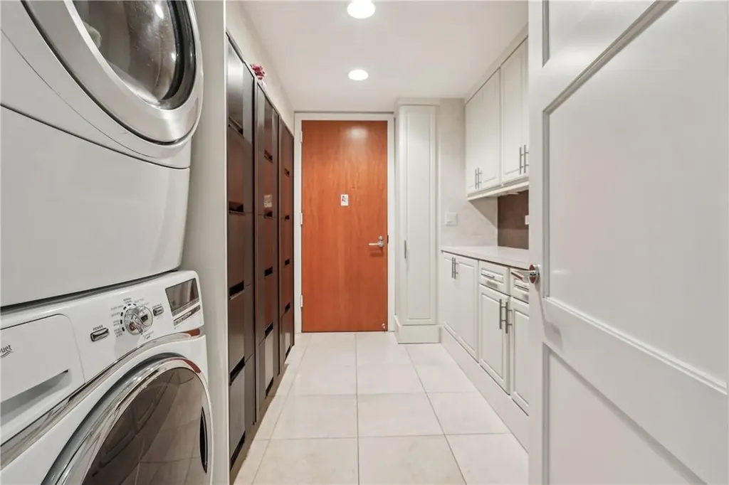 1 Renaissance Square White Plains NY 10601