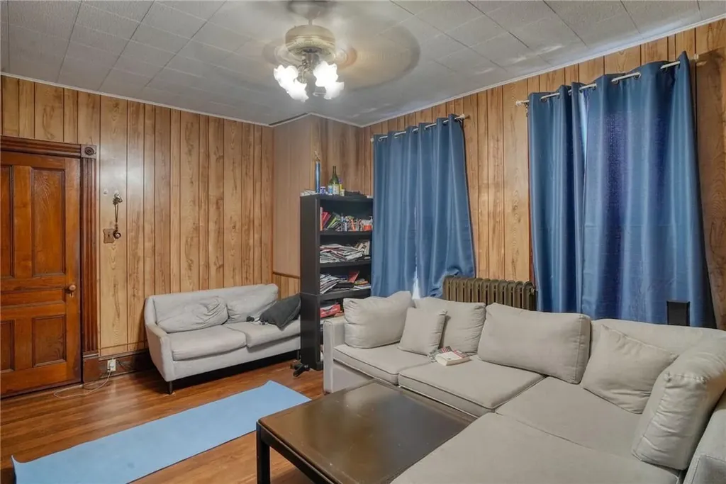 32 Balding Avenue Poughkeepsie NY 12601