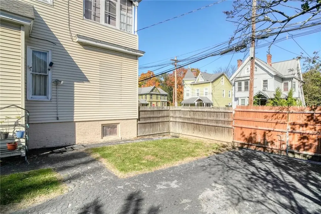 32 Balding Avenue Poughkeepsie NY 12601