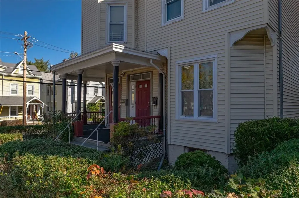32 Balding Avenue Poughkeepsie NY 12601