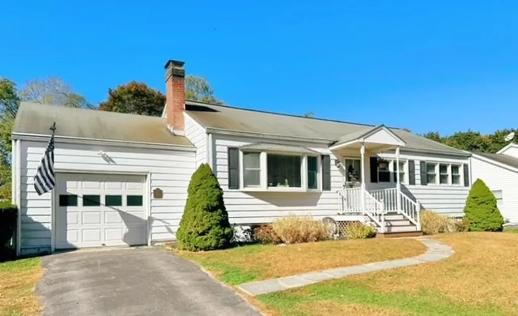 7 Alfred Drive Poughkeepsie NY 12603