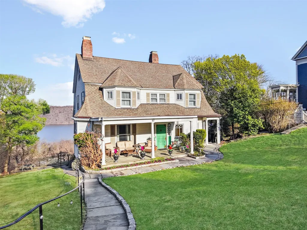 97 Hudson Terrace Yonkers NY 10701