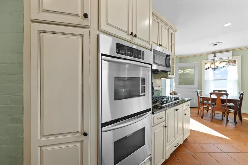 97 Hudson Terrace Yonkers NY 10701