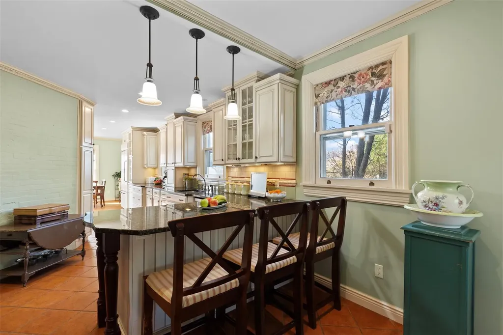 97 Hudson Terrace Yonkers NY 10701