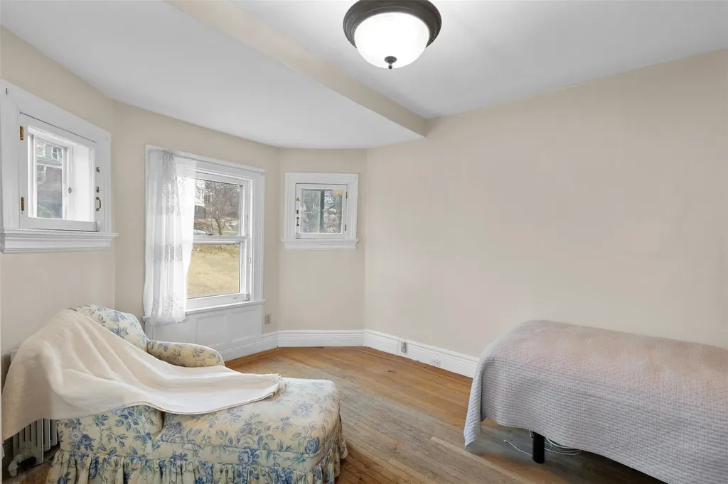 97 Hudson Terrace Yonkers NY 10701