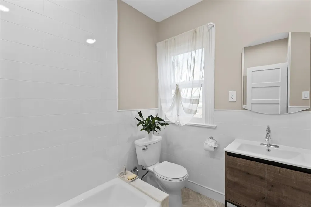 97 Hudson Terrace Yonkers NY 10701