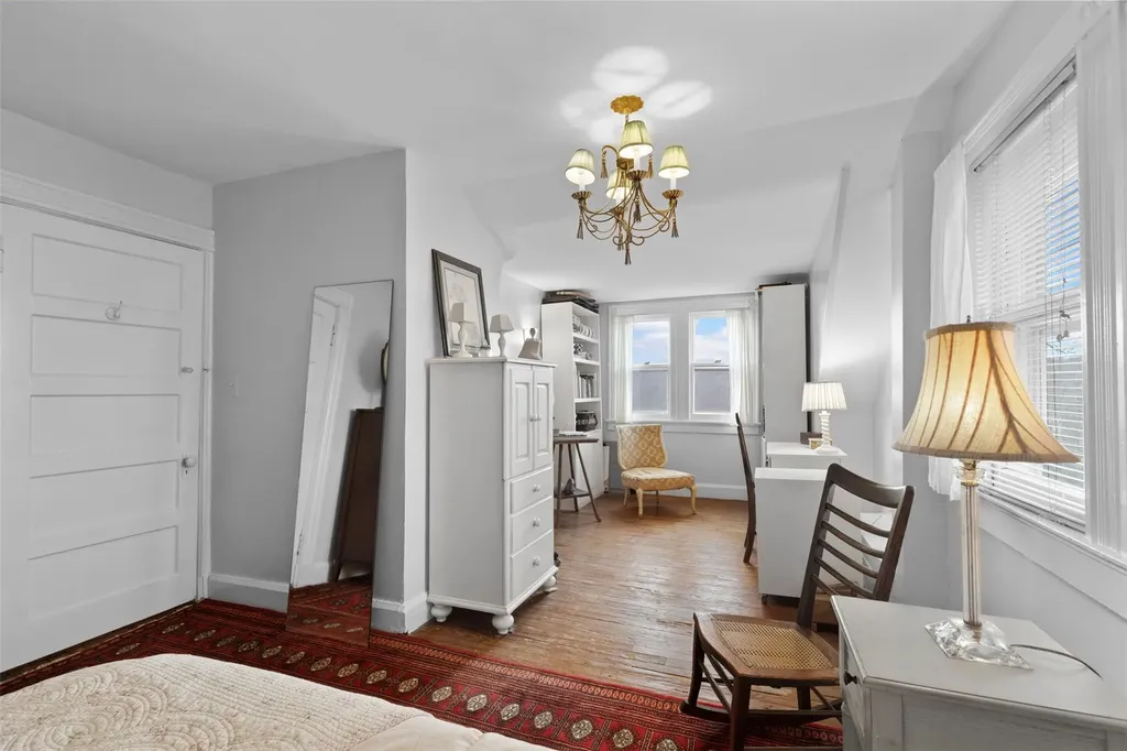 97 Hudson Terrace Yonkers NY 10701