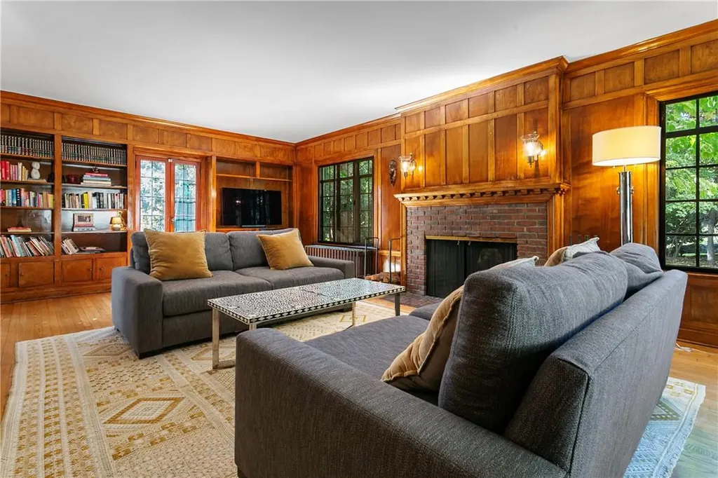 65 N Mountain Drive Dobbs Ferry NY 10522