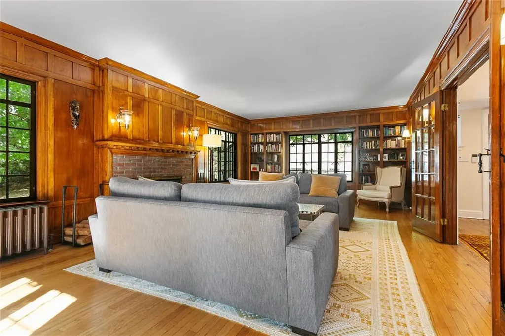 65 N Mountain Drive Dobbs Ferry NY 10522