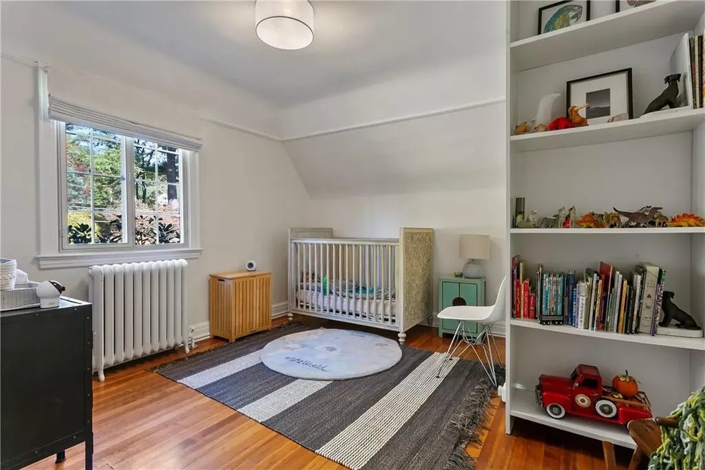 65 N Mountain Drive Dobbs Ferry NY 10522