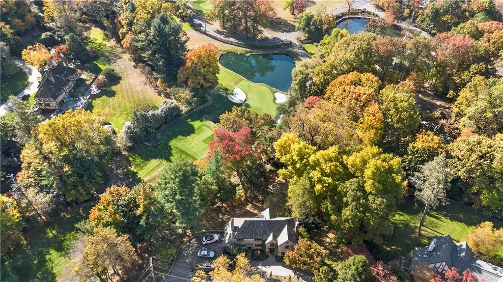 65 N Mountain Drive Dobbs Ferry NY 10522