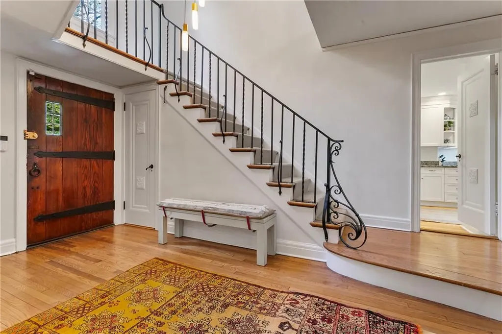 65 N Mountain Drive Dobbs Ferry NY 10522