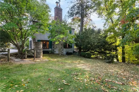65 N Mountain Drive Dobbs Ferry NY 10522