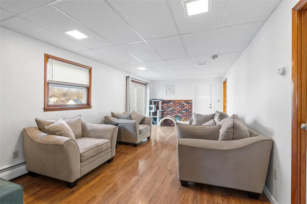 166 Violet Avenue Poughkeepsie NY 12601