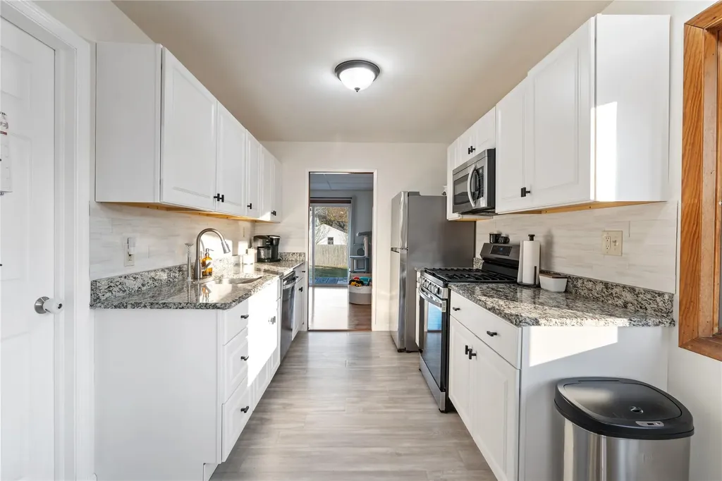 166 Violet Avenue Poughkeepsie NY 12601