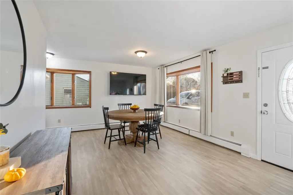 166 Violet Avenue Poughkeepsie NY 12601
