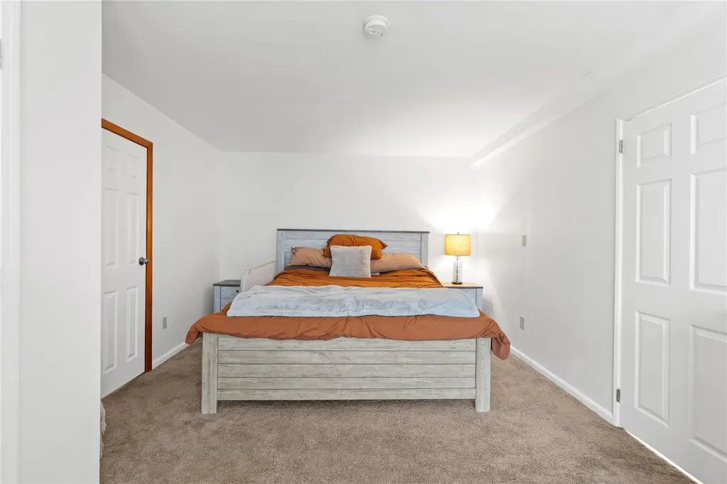 166 Violet Avenue Poughkeepsie NY 12601
