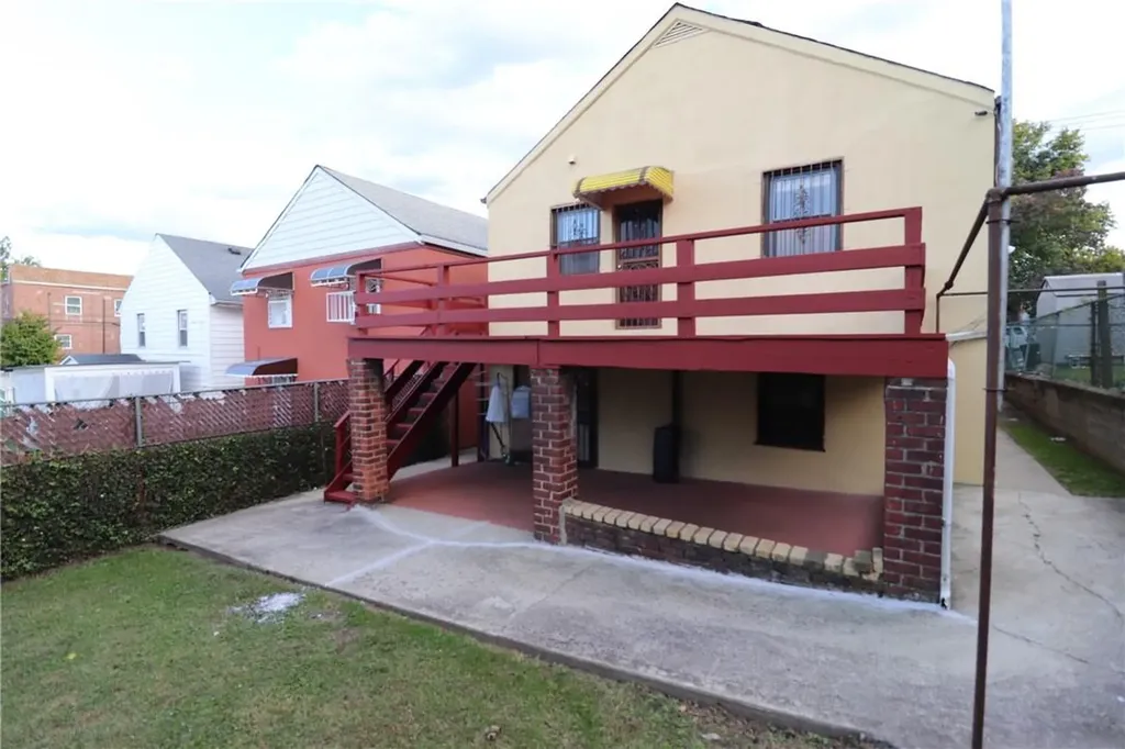 1221 Arnow Avenue Bronx NY 10469