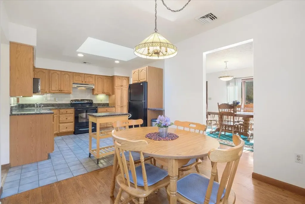 10 Maple Road Poughkeepsie NY 12601