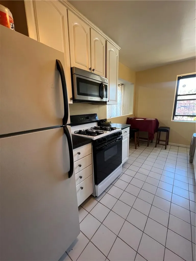 604 Tompkins Avenue Mamaroneck NY 10543
