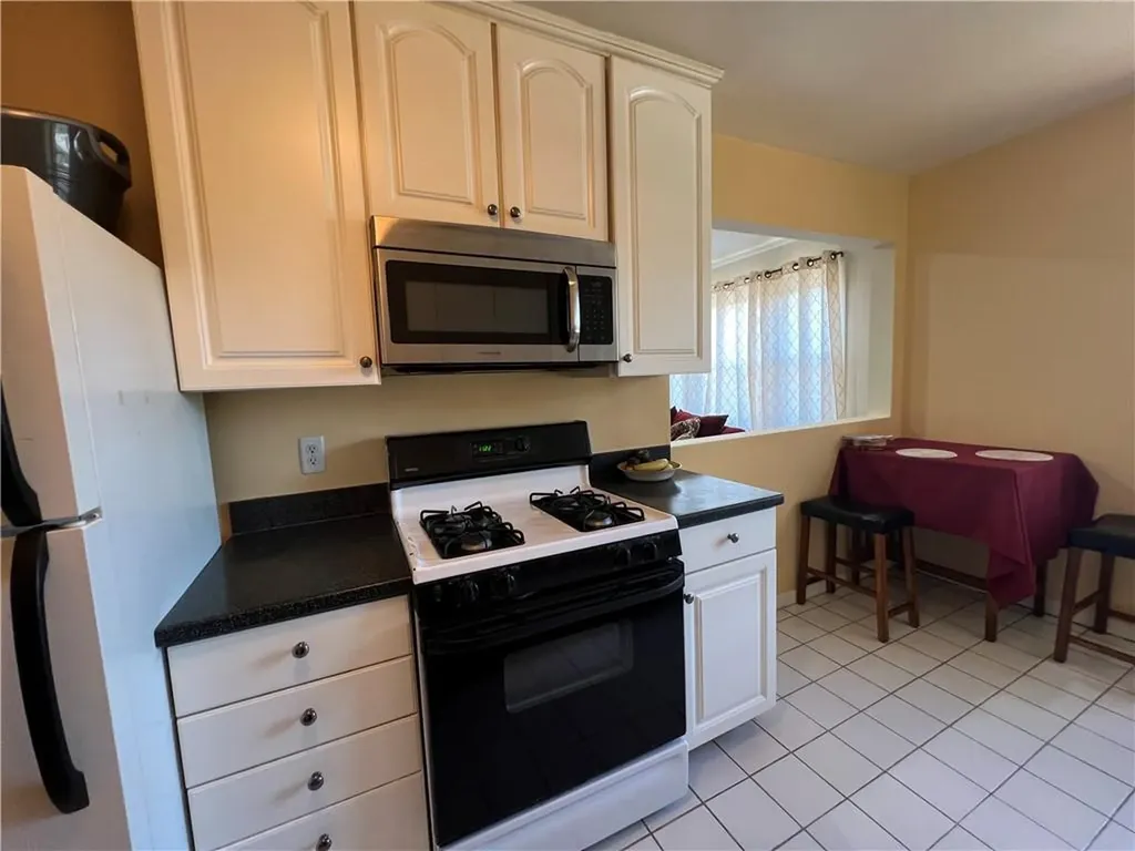 604 Tompkins Avenue Mamaroneck NY 10543