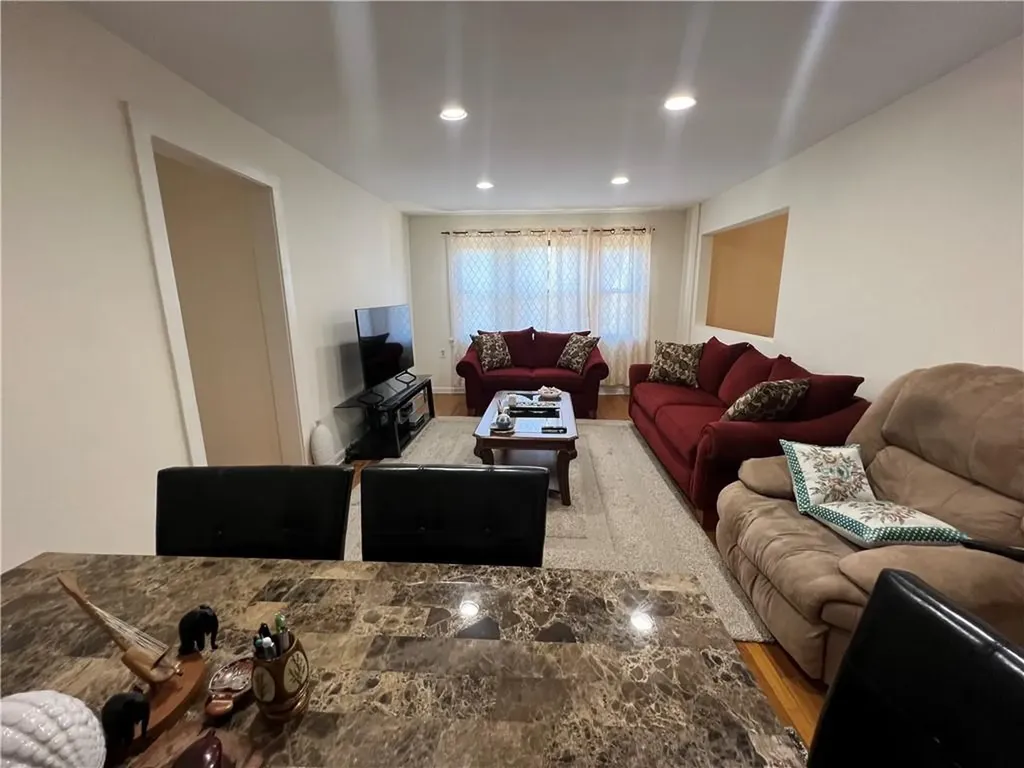 604 Tompkins Avenue Mamaroneck NY 10543