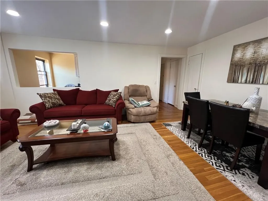 604 Tompkins Avenue Mamaroneck NY 10543