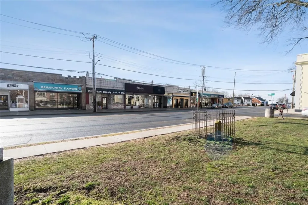 604 Tompkins Avenue Mamaroneck NY 10543
