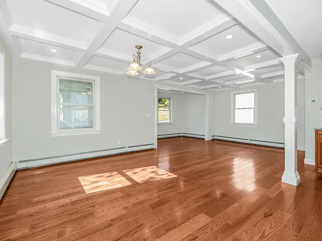 112 Gleneida Avenue Carmel NY 10512