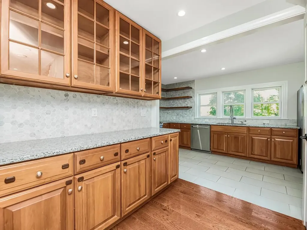 112 Gleneida Avenue Carmel NY 10512
