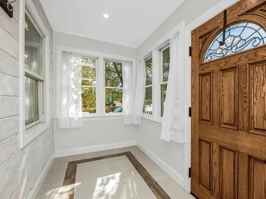 112 Gleneida Avenue Carmel NY 10512
