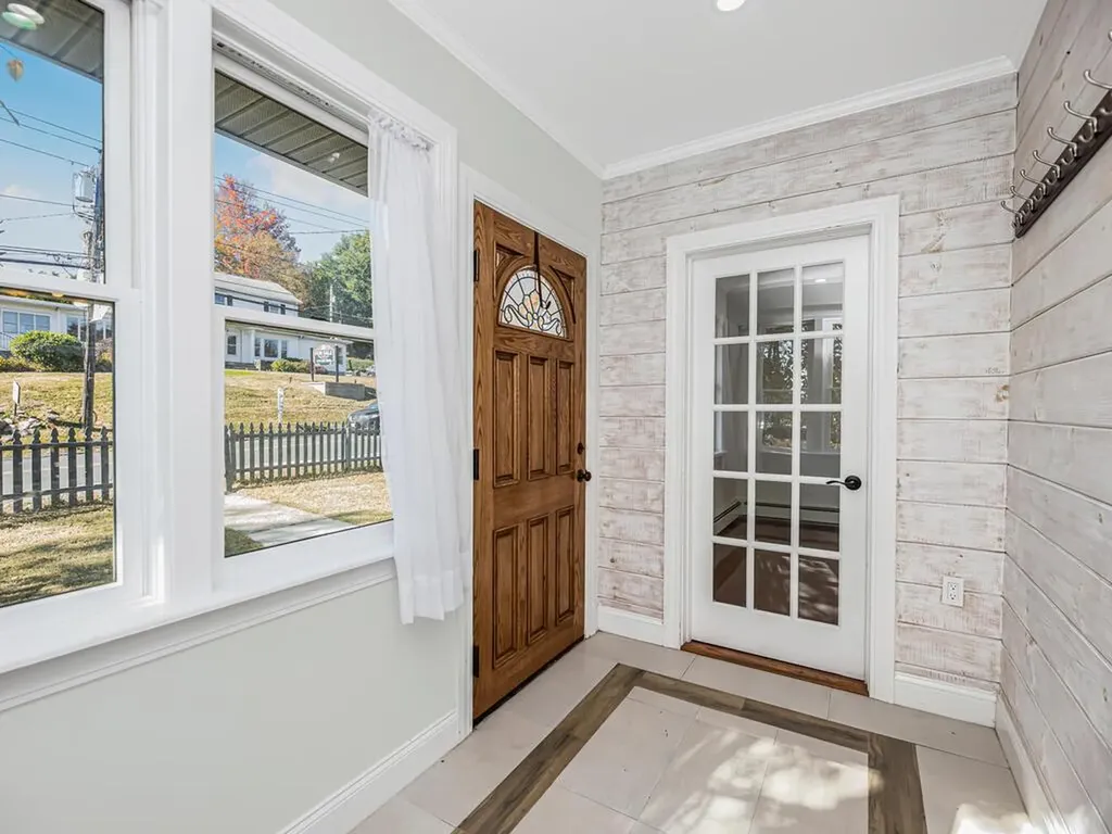 112 Gleneida Avenue Carmel NY 10512