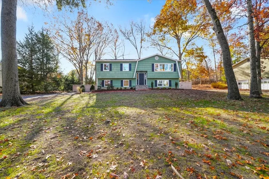 96 Gilbert Avenue Pearl River NY 10965