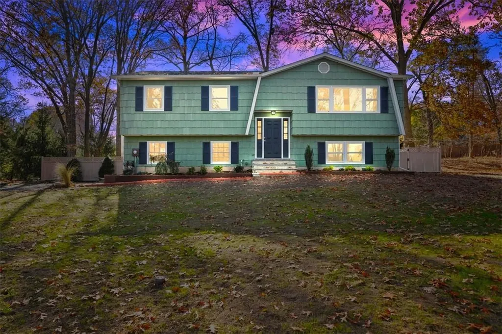96 Gilbert Avenue Pearl River NY 10965