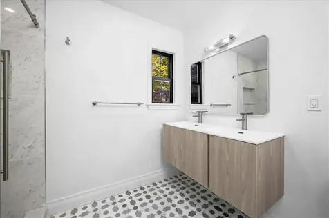 154 Elmsmere Road Bronxville NY 10708