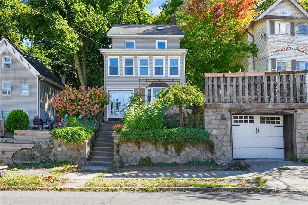 525 N Division Street Peekskill NY 10566