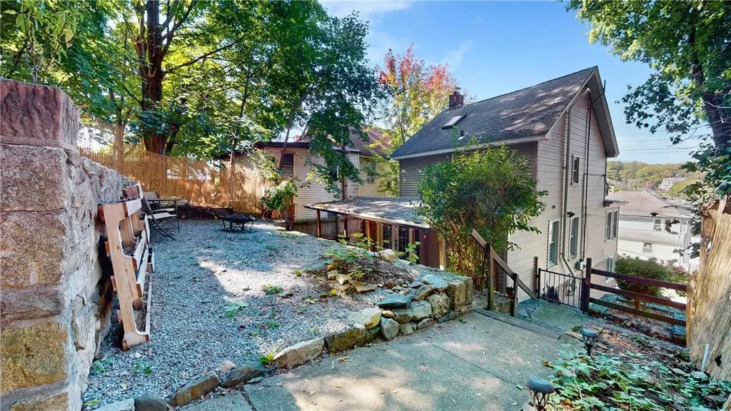 525 N Division Street Peekskill NY 10566