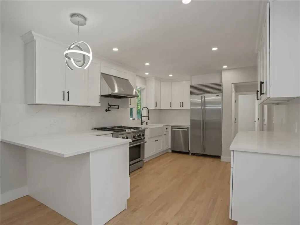 67 Heatherdell Road Ardsley NY 10502