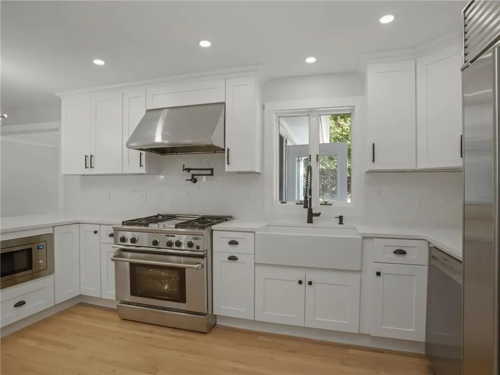 67 Heatherdell Road Ardsley NY 10502