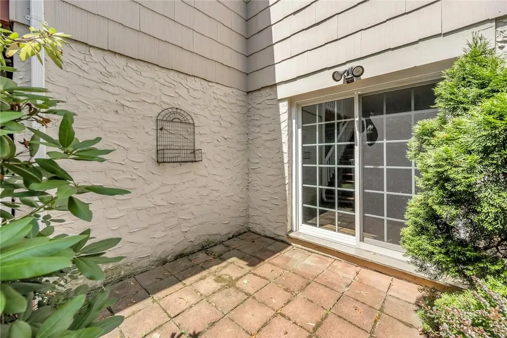 89 Frances Avenue Harrison NY 10528