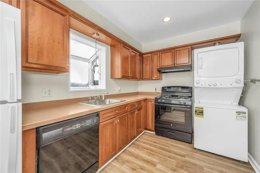 89 Frances Avenue Harrison NY 10528