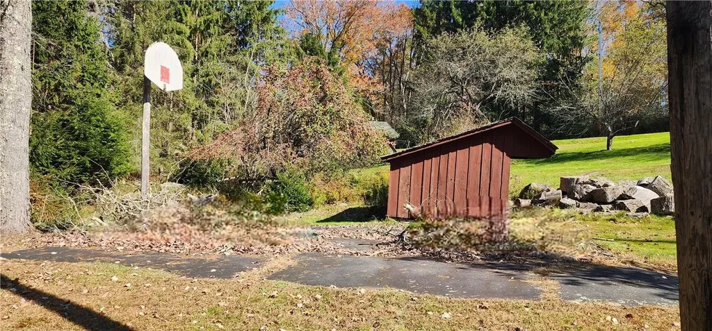 173 Holmes Road Monticello NY 12701