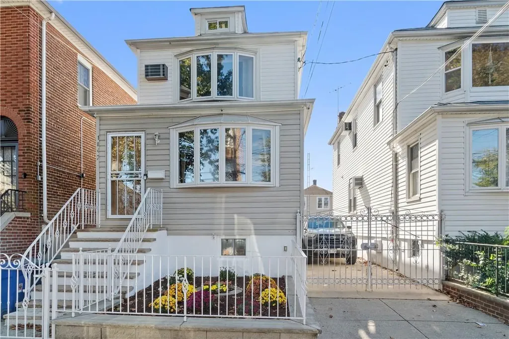 1847 Haight Avenue Bronx NY 10461