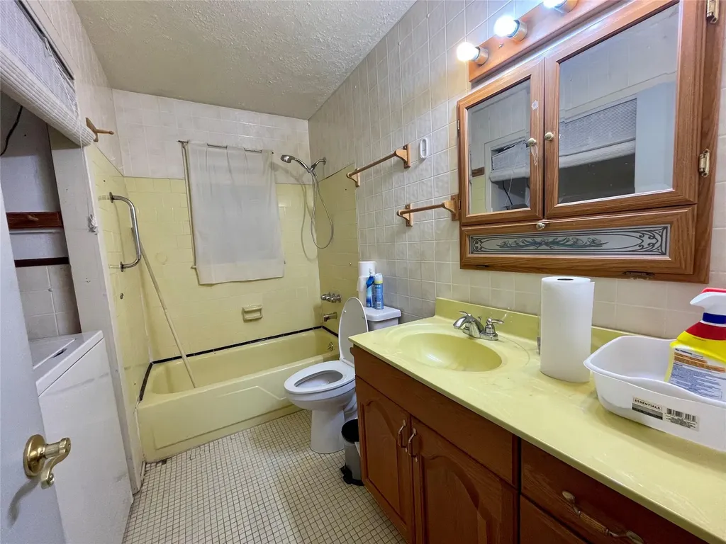 21 Trimble Street Garnerville NY 10923