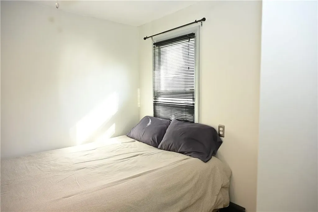 1204 Harding Park Bronx NY 10473